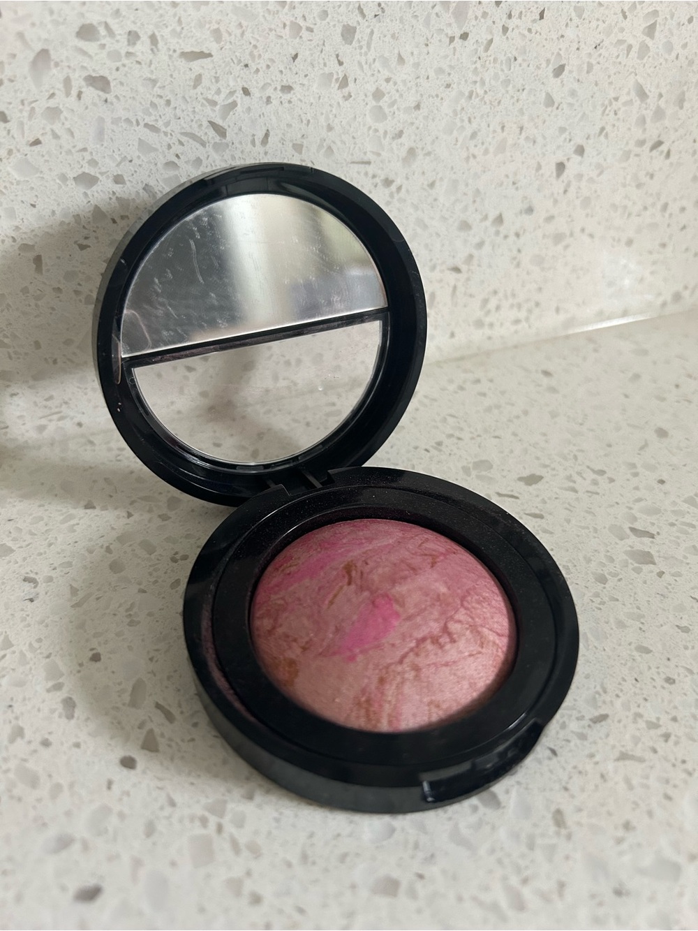 Laura Geller Marbleized Baked Blush-N-Brighton Blush Pink - Picture 3 of 8
